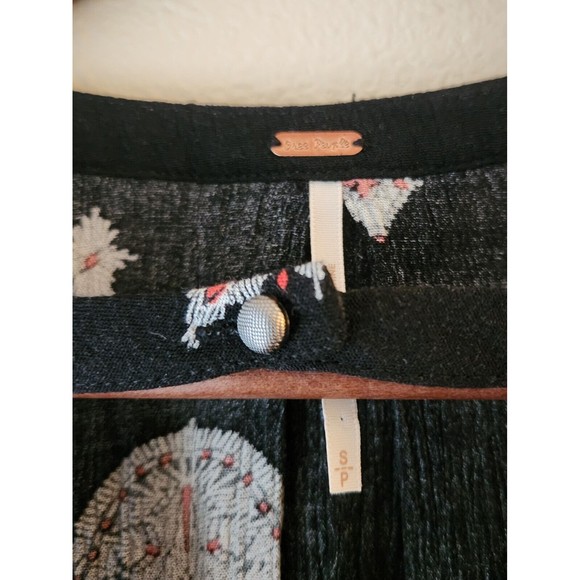 Free People Black Oversize top Sleeveless cutout Small - Picture 2 of 6